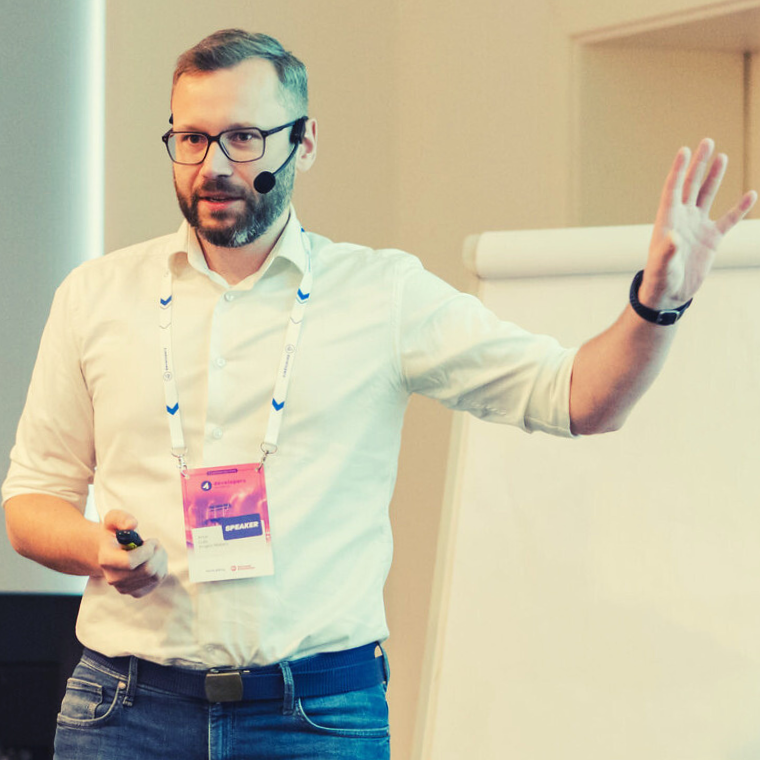 Artur Guła - trener prowadzący szkolenie z zarządzania projektami